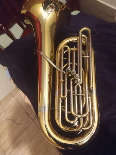 Tuba NY modelo TU 400