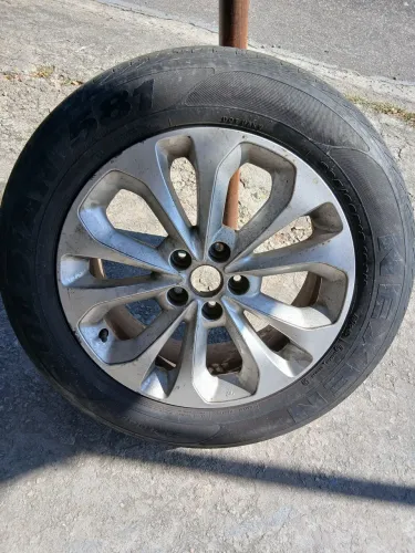 Roda aro 18 kia sorento