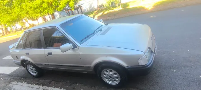 Ford Escort Guarujá 1.8 4P 1991