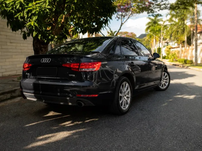 Audi A4 Attraction 2.0 TFSI 190cv S Tronic 2018