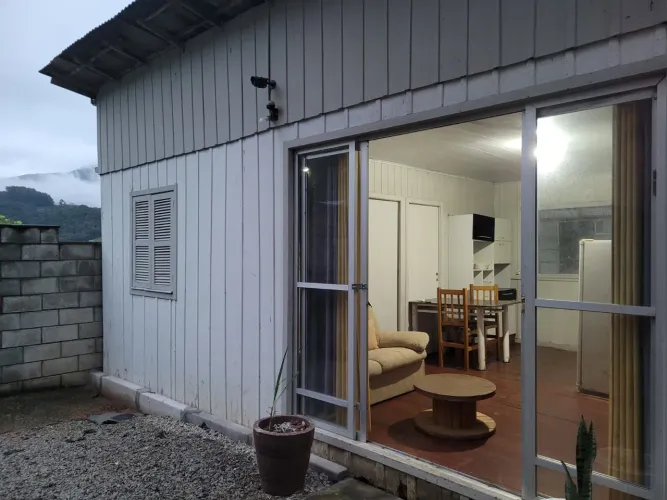 Casa Kitnet - para apenas 1 pessoa.<br>