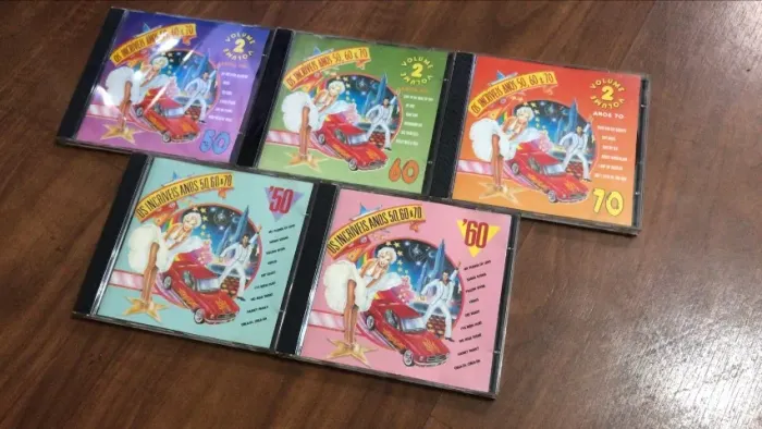 Coleção De Cds Os Incríveis Anos 50, 60 E 70 - Td Ótimo!
