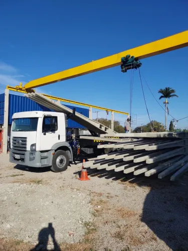 POSTE PADRÃO E ABRIGO PARA LIGAÇÃO DE ÁGUA