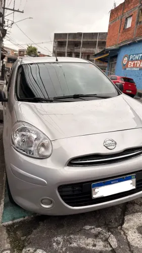 Nissan March 1.0 16V Flex Fuel 5P 2013