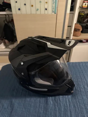 Capacete Helt novo