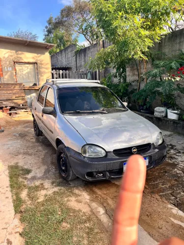 Chevrolet Corsa Super 1.6 MPFI 8V 5P 2001
