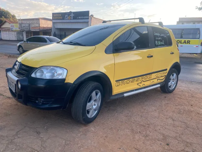 Volkswagen Crossfox 1.6 MI Total Flex 8V 5P 2009