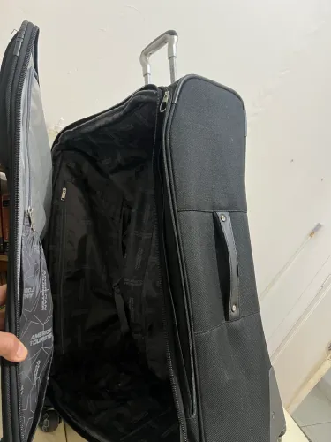 Mala American Tourister preta
