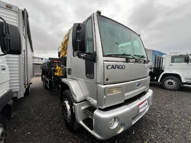 Ford/ Cargo 2428 2010, Munck/ Guindaste Articulado Hyva 