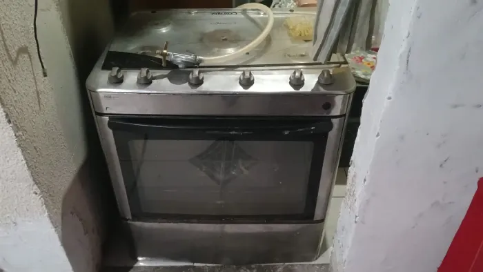 Vendo um fogão