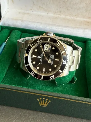 ROLEX SUBMARINER DATE