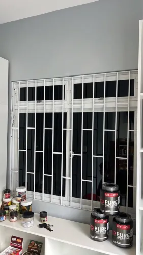 Vendo grade janela e porta dobrável