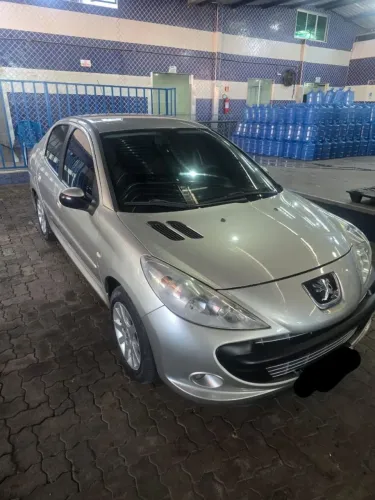 Peugeot 207 Sedan Passion XS 1.6 Flex 16V 4P AUT 2011
