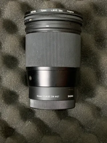 Lente Sigma 16mm f1.4 E-Mount (Troco por iPhone 12 ou 13 Pro