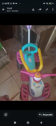 Vende -se carrinho de passeio está perfeito, dependendo do lugar faço entrega 