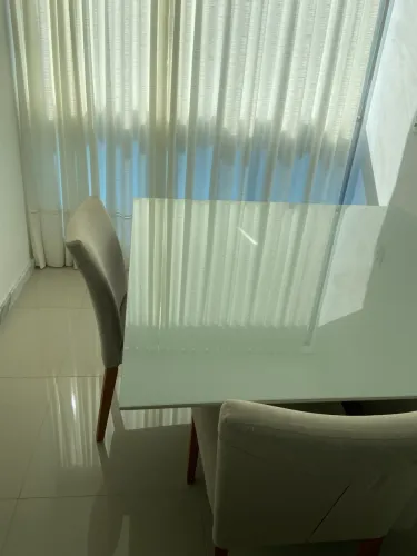 Mesa jantar 04 cadeiras