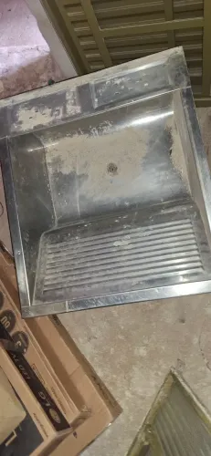 Vendo Tanque de Inox Alta Qualidade 0,65 x 0,75m