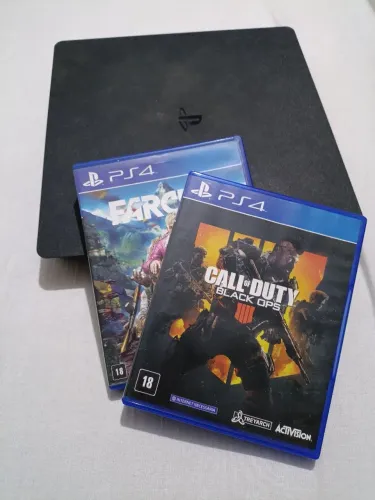 Ps4 + 1 controle + 2 jogos (ps4 e controle com defeito)