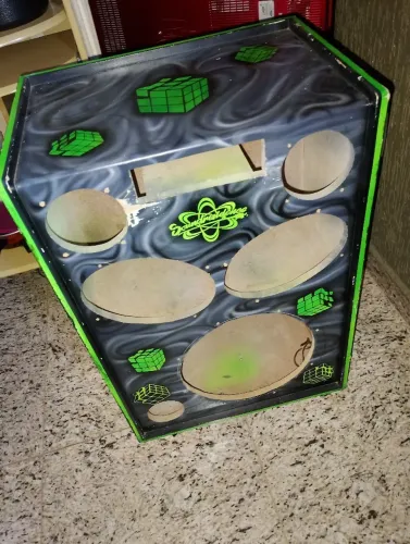Vendo caixa Bob
