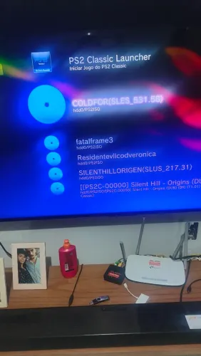 Vendo ps3 desbloqueado com hen vai com vários jogos instalado mais conta ativada