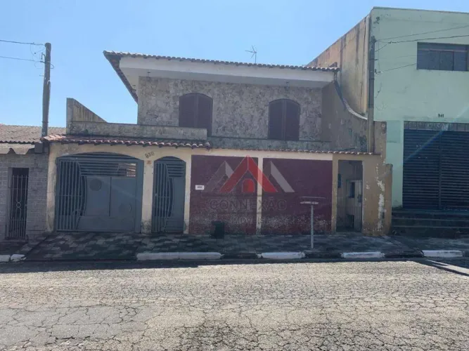 Sobrado com 4 dormitórios à venda, 269 m² por R$ 800.000,00 - Vila Amorim - Suzano/SP