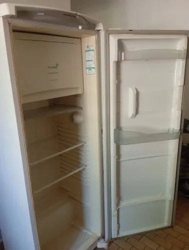 Vendo Geladeira Consul/Leia o Anúncio