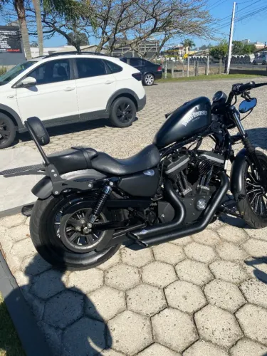 Harley-Davidson Sportster XL 883N Iron 2012