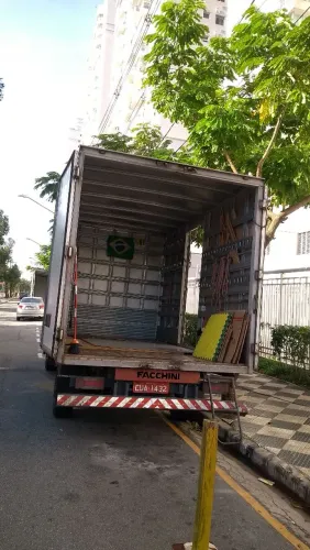 Mudanças com embalagens, encaixotamento e tudo que precisar.