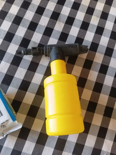 Aplicador de detergente 