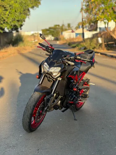Z900 Equipada top 