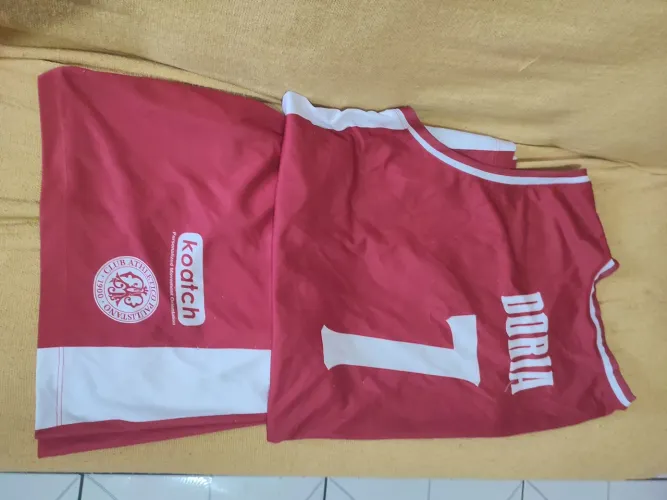 Uniforme completo de basquete