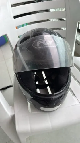 Capacete FLY