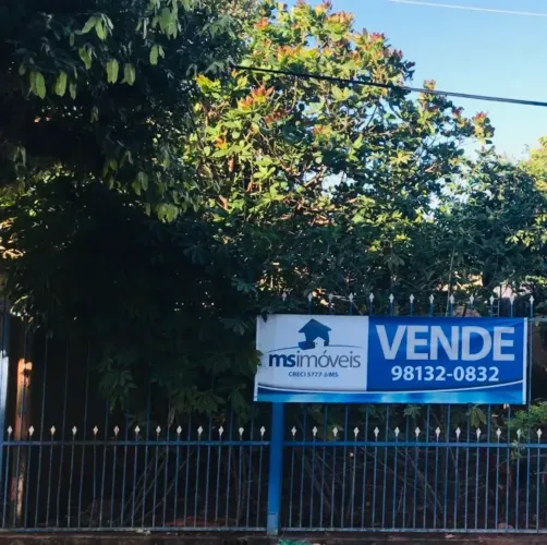 Terreno 600m² entre a avenida Coronel Antonino e Ceará