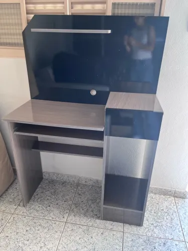 Vendo mesinha de computador