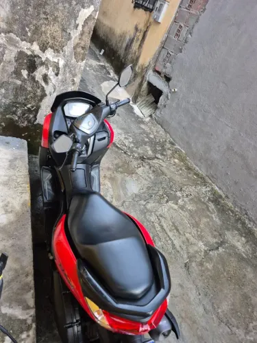 Nmax 160 Abs - vermelha