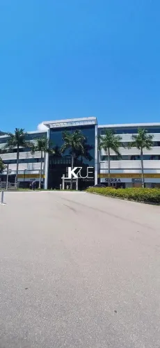 Sala comercial no Square Corporate