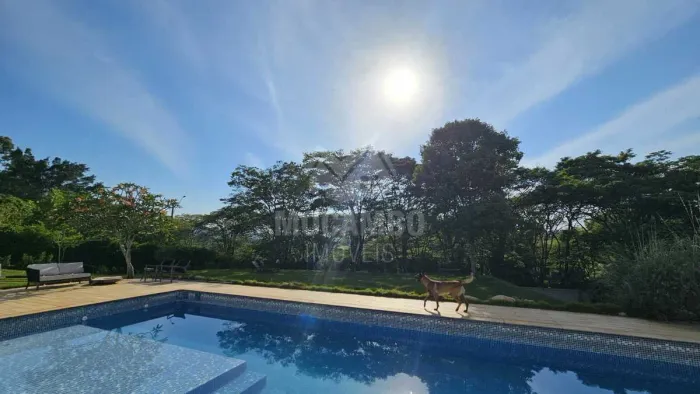 Casa em Condomínio : / Residencial / Jardim das Laranjeiras