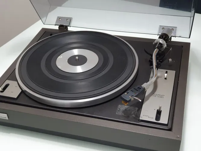 Toca discos Sansui FR 1080 