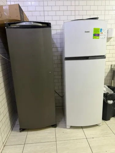 Vende-se geladeiras