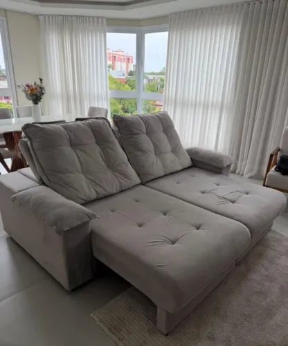 Sofá retrátil