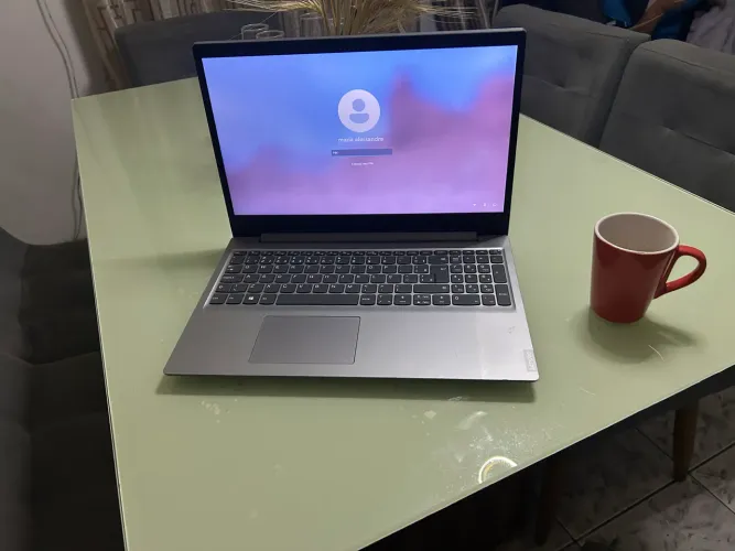 Notebook Lenovo Windows 11 à venda