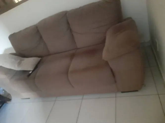 vendo este sofá em perfeito estado no valor com