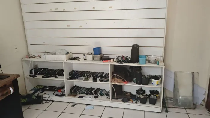 Ixpositor com bancada