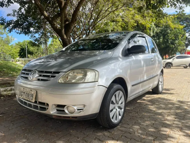 Volkswagen Fox Plus 1.0mi/ 1.0mi Total Flex 8V 3P 2005