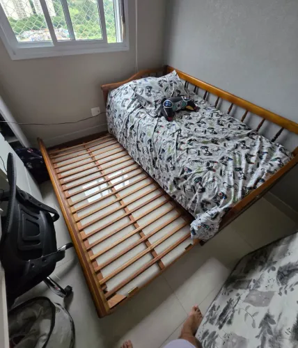 CAMA DE SOLTEIRO MADEIRA MACIÇA COM CAMA AUXILIAR + COLCHÃO!!!