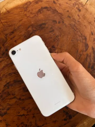 iPhone SE 2 geração 
