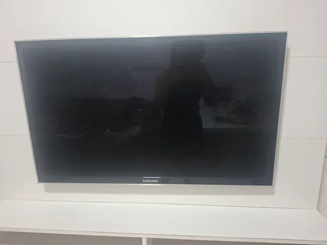 Vendo painel e TV