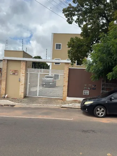 Alugo apartamento mobiliado no Tiradentes.