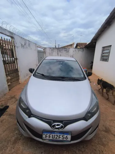 Hyundai HB20 Comf./c.plus/c.style 1.0 Flex 12V 2013