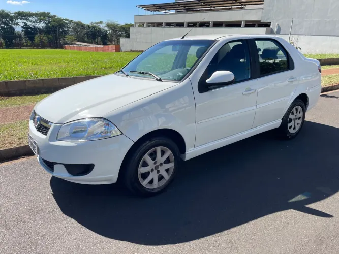 Fiat Siena EL 1.4 MPI Fire Flex 8V 4P 2013
